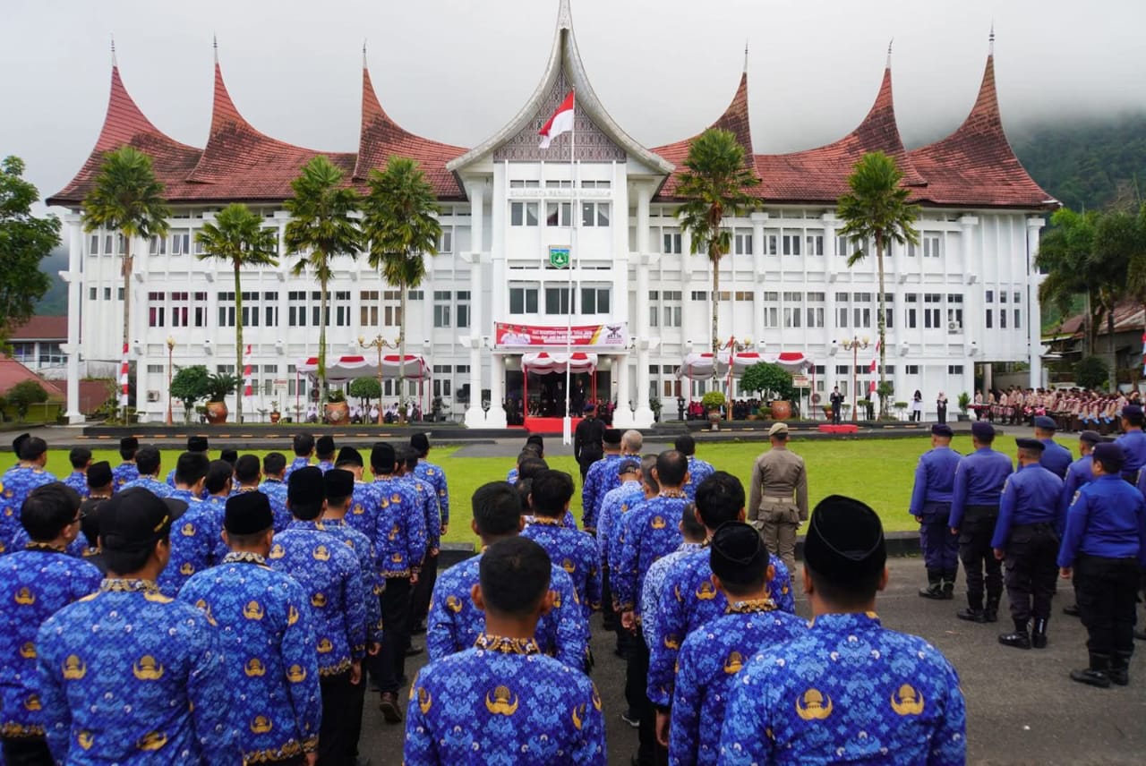 Suasana peringatan Harkitnas di Balai Kota Padang Panjang, Rabu (1/10/2025).